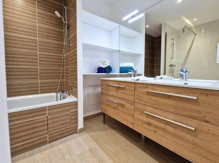 Sublime Appartement 4 Etoiles Neuf T3 Aputeaux 61M2 Proche La Defense, 10M2 De Terrasse Avec Magnifique Vue Exteriér fotografie